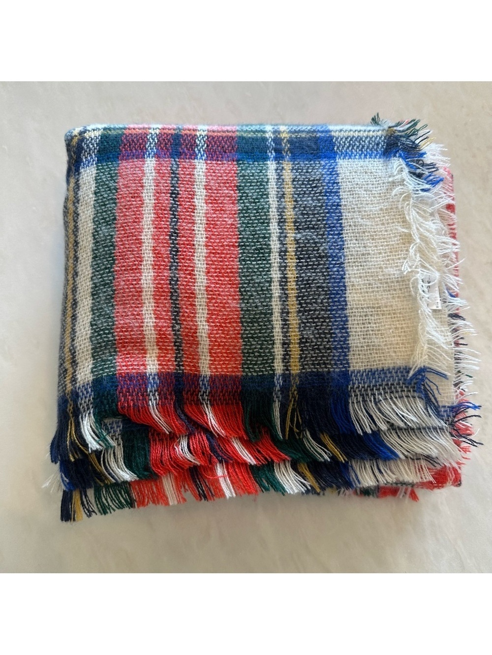 Old Navy Oversized Plaid Blanket Scarf Fringe Tartan 76 x 40